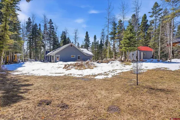 Modern Mountain Living Near Lemon Reservoir,Ashley Blackmore