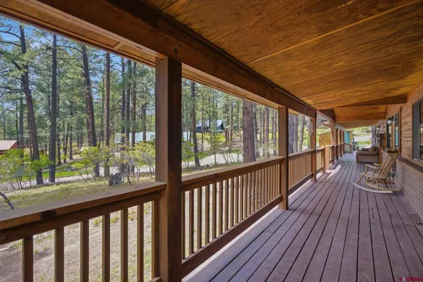 feature image of One-Level Mountain Living in Forest Lakes