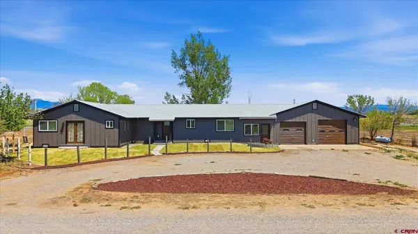 feature image of Reimagined Colorado Living on 3.2 Acres Near Durango