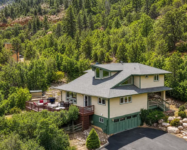 feature image of Luxury Mountain Retreat on 42 Acres with Red Rock Views and Public Land Access in Durango, Colorado