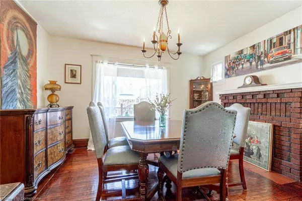 165 Leinster Avenue N, Hamilton, ON L8L 6Y1