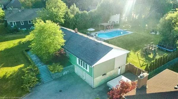 311 8th Concession Road E, Carlisle, ON L8N 2Z7