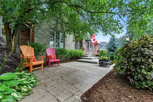 31 Cullum Drive, Carlisle, ON L0R 1H2