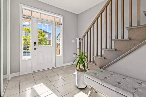 100 Celano DR, Hamilton, ON L8B 1V2