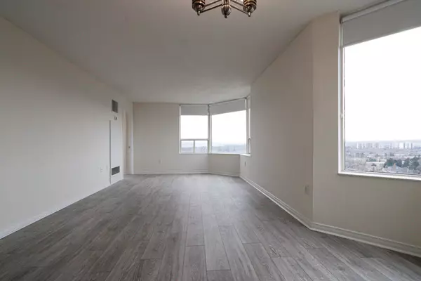 1270 Maple Crossing BLVD #1914, Burlington, ON L7S 2J3