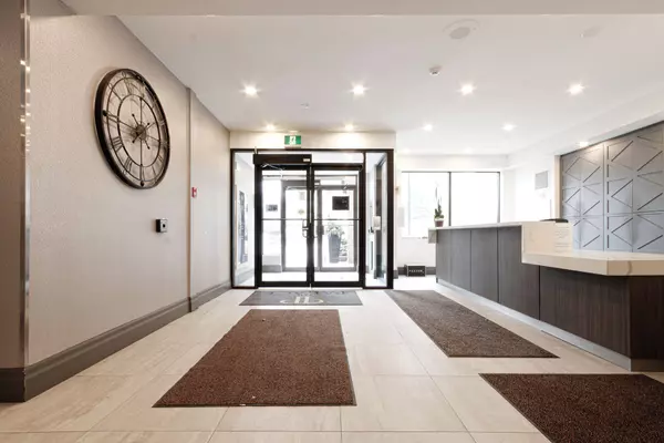 1270 Maple Crossing BLVD #1914, Burlington, ON L7S 2J3