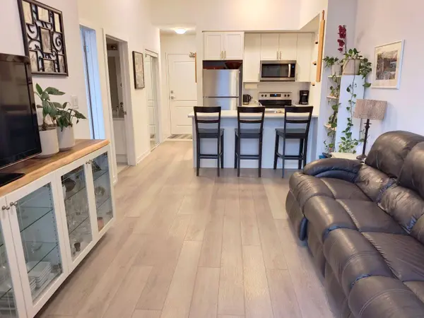 460 Dundas ST E #117, Hamilton, ON L8B 2A5