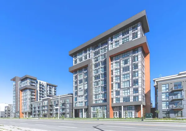 460 Dundas ST E #117, Hamilton, ON L8B 2A5