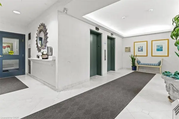 77 Governors Road #602, Hamilton, ON L9H 7N8