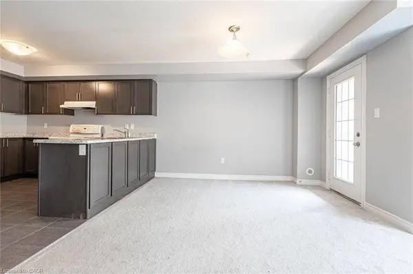 420 Linden DR #31, Waterloo, ON N3H 0C6