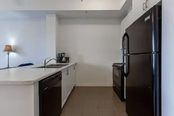 5010 Corporate DR #407, Burlington, ON L7L 0H6