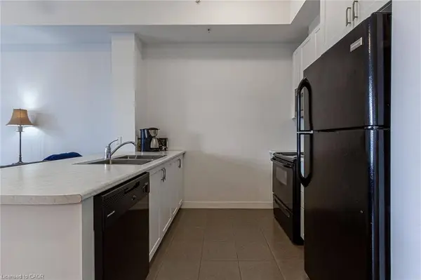 5010 Corporate Drive #407, Burlington, ON L7L 0H6