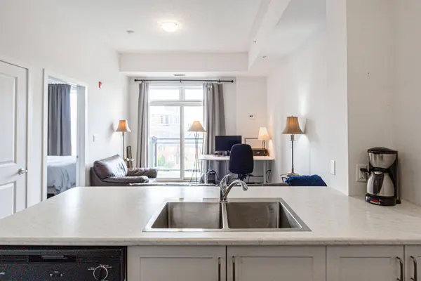 5010 Corporate DR #407, Burlington, ON L7L 0H6