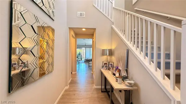 9046 Field Maple ST, Las Vegas, NV 89178