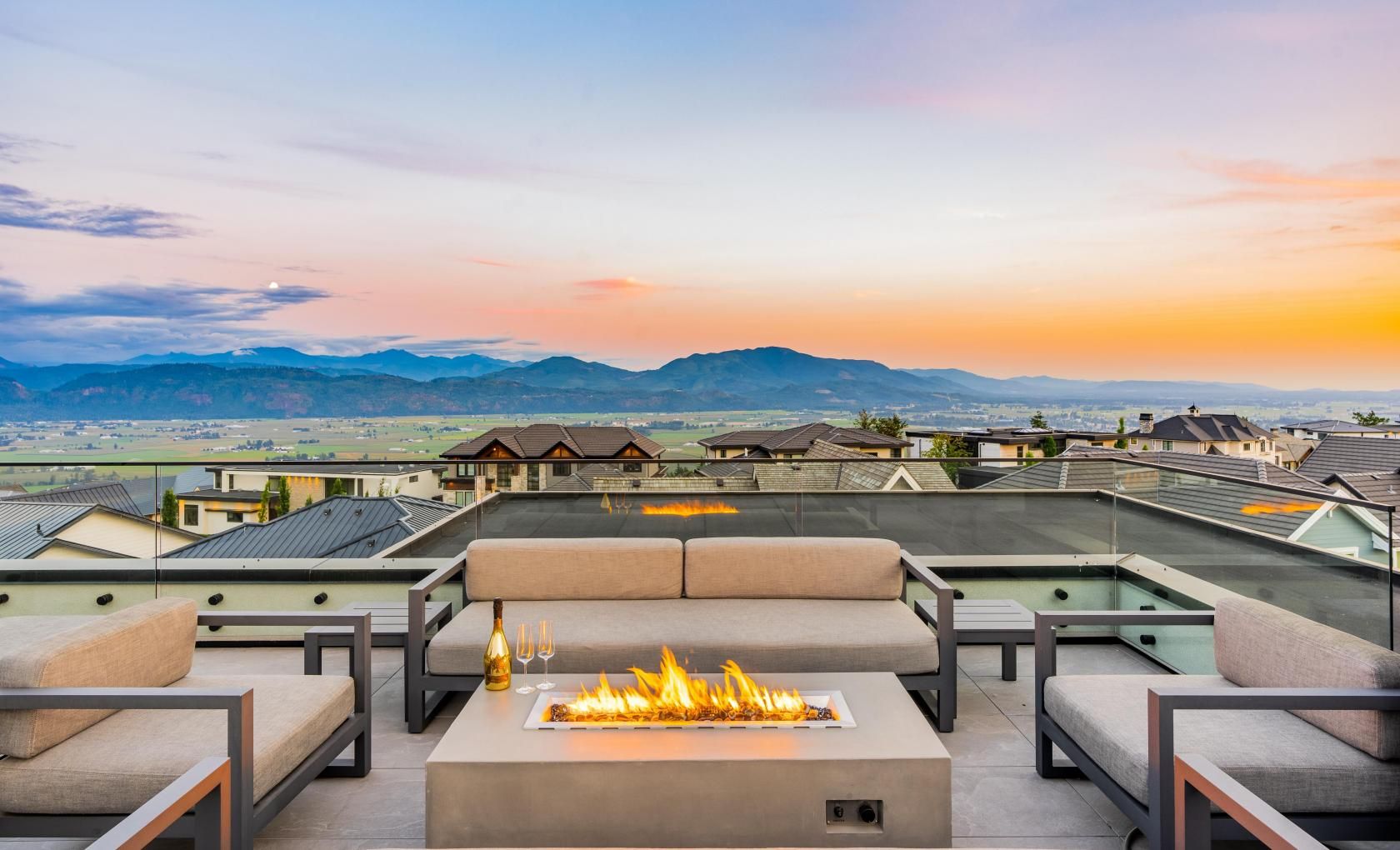 Abbotsford Eagle Mountain Luxury Homes