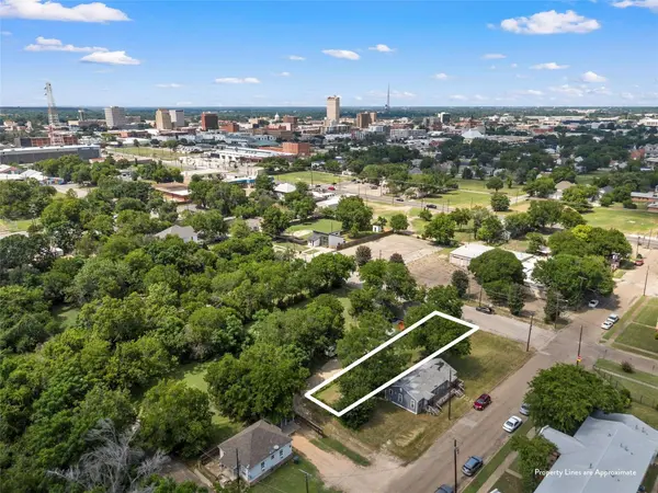 725 S 12th ST, Waco, TX 76706