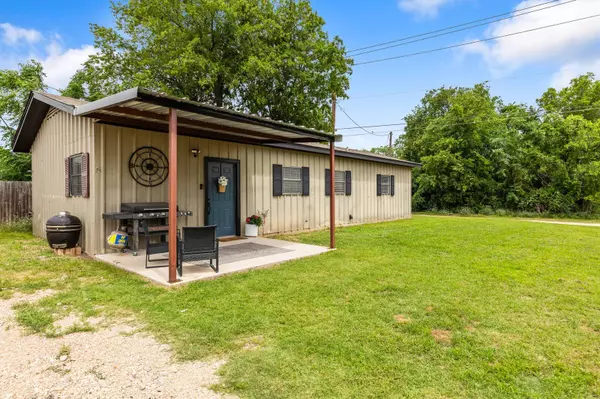 131 Norm ST, China Spring, TX 76633