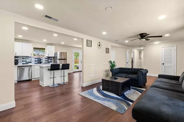 1145 E Sunset ST, Waco, TX 76704