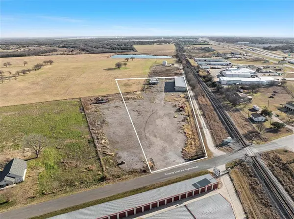 193 E Hilltop Road, Elm Mott, TX 76640