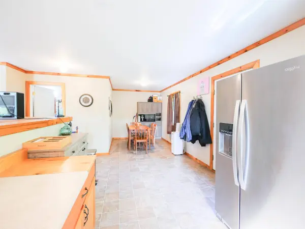 20 Perch Pond RD, Benson, VT 05743