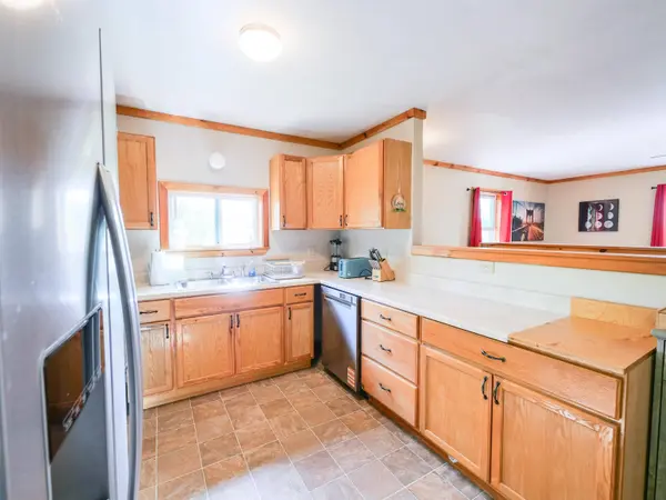 20 Perch Pond RD, Benson, VT 05743