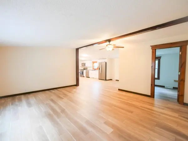 5190 Whipple Hollow RD, Pittsford, VT 05744