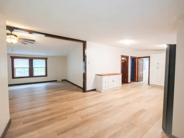 5190 Whipple Hollow RD, Pittsford, VT 05744