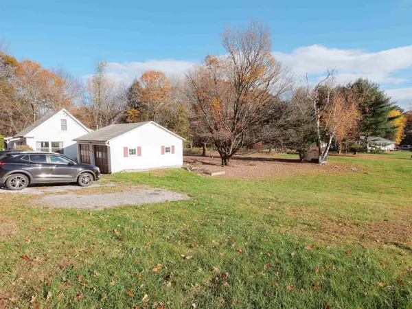 1646 Plains RD, Pittsford, VT 05763
