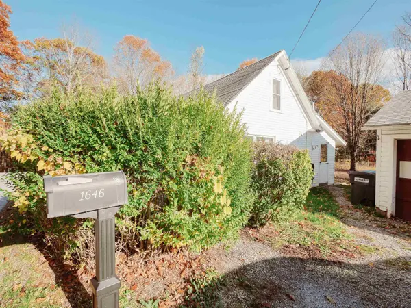 1646 Plains RD, Pittsford, VT 05763