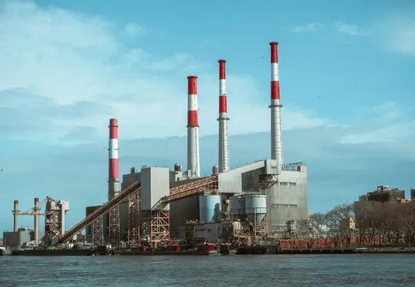 Brownsville, TX Oil Refinery Update: Major Partnership and Timeline Take Shape