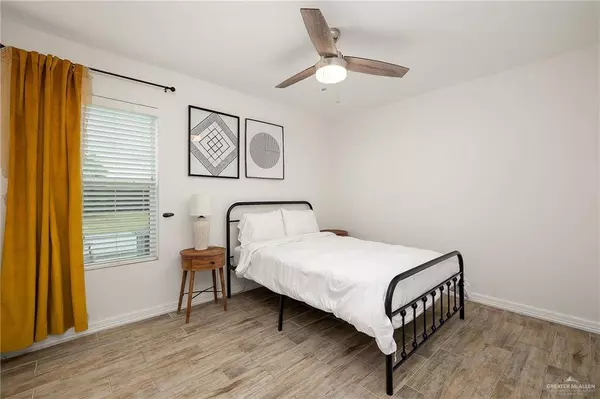 5824 N 23rd LN, Mcallen, TX 78504