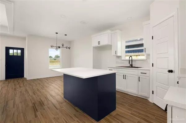 2021 Trinity ST, Donna, TX 78537