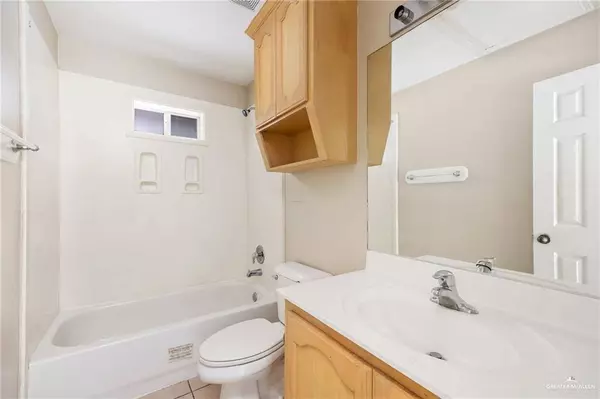 1504 Prosperity DR, Edinburg, TX 78541