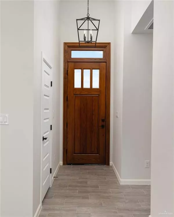 3801 La Paloma DR, San Juan, TX 78589