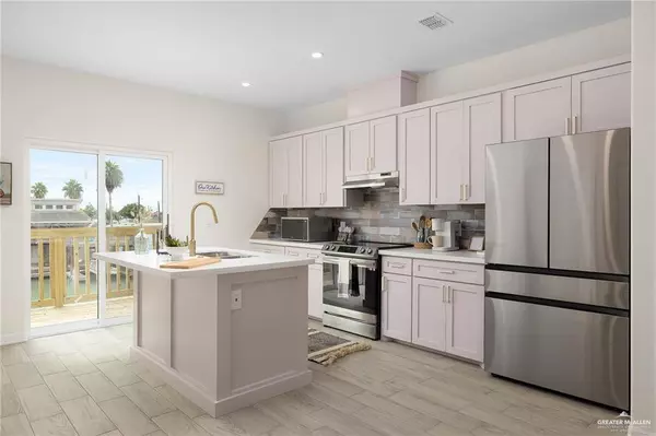 1009 Bass AVE #3, Port Isabel, TX 78578