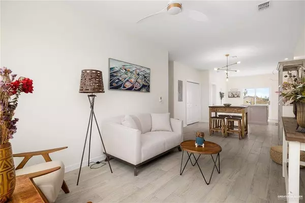 1009 Bass AVE #3, Port Isabel, TX 78578