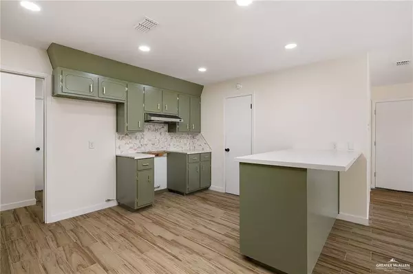 214 Santa Fe ST, Edinburg, TX 78541