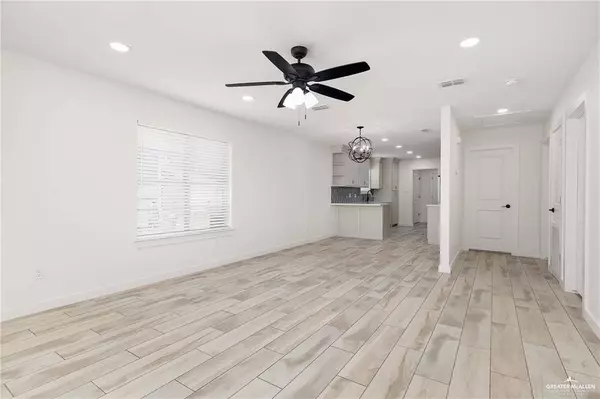 321 E Stubbs ST, Edinburg, TX 78539