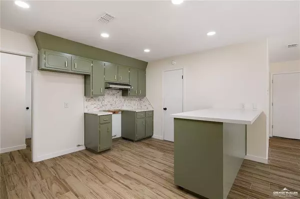 214 Santa Fe ST, Edinburg, TX 78541