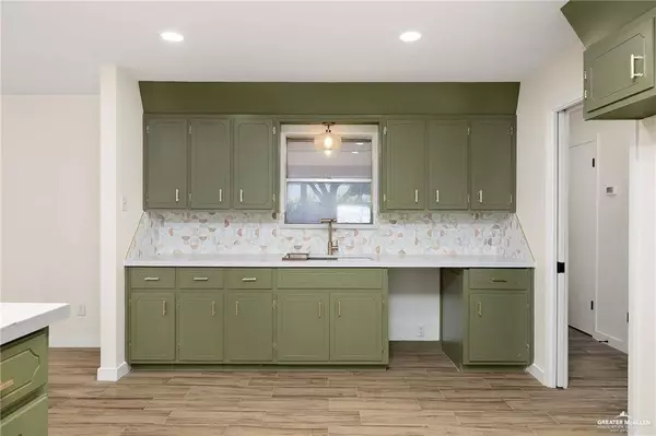 214 Santa Fe ST, Edinburg, TX 78541