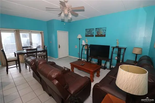 125 E Georgia Ruth DR #B202, South Padre Island, TX 78597