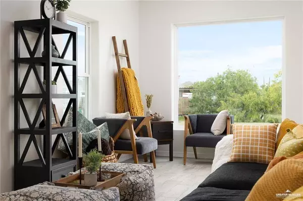 1009 Bass AVE #1, Port Isabel, TX 78578