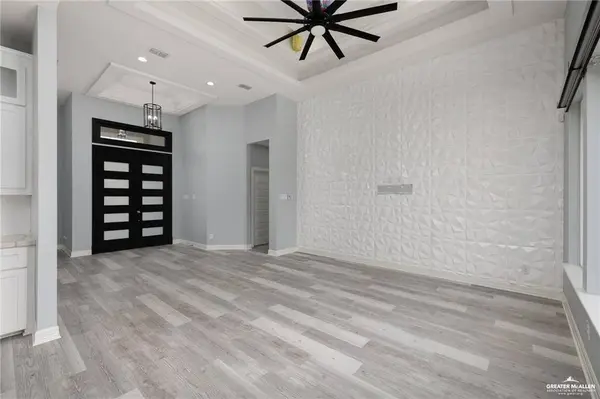 5904 N Dodger ST, Pharr, TX 78577