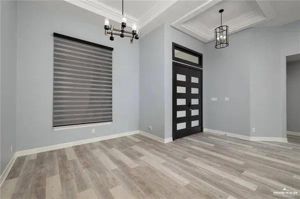 5904 N Dodger ST, Pharr, TX 78577