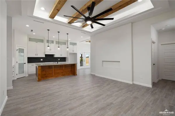 3801 La Paloma DR, San Juan, TX 78589