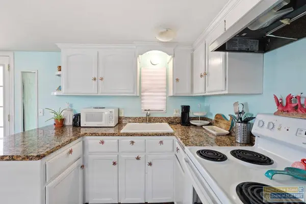 396 Sand Dollar Circle, Port Isabel, TX 78578