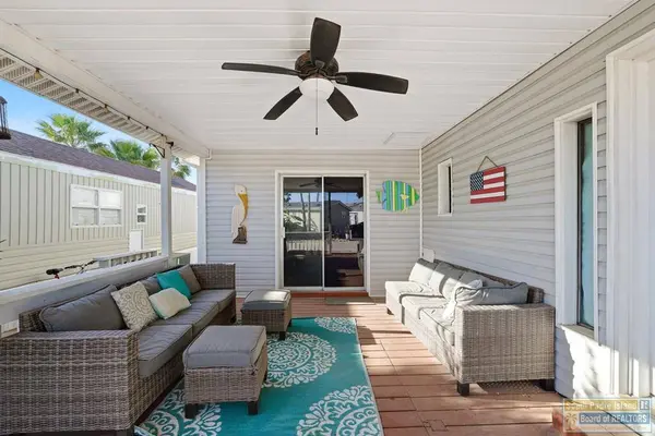 396 Sand Dollar Circle, Port Isabel, TX 78578