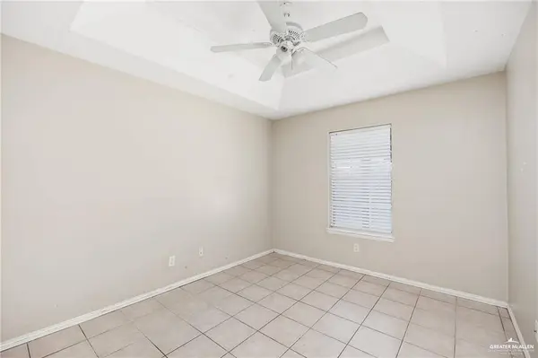 1504 Prosperity DR, Edinburg, TX 78541