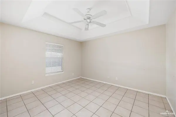 1504 Prosperity DR, Edinburg, TX 78541