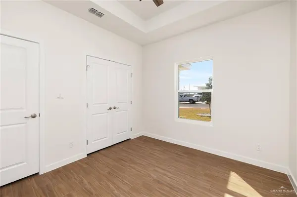 318 Merida DR, Donna, TX 78537